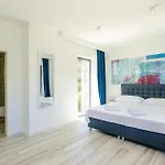 Four-bedroom In Mali زاتون
