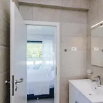 Four-bedroom In Mali بيت للعطل *