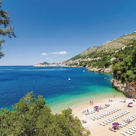 Four-bedroom In Mali Zaton (Dubrovnik-Neretva)