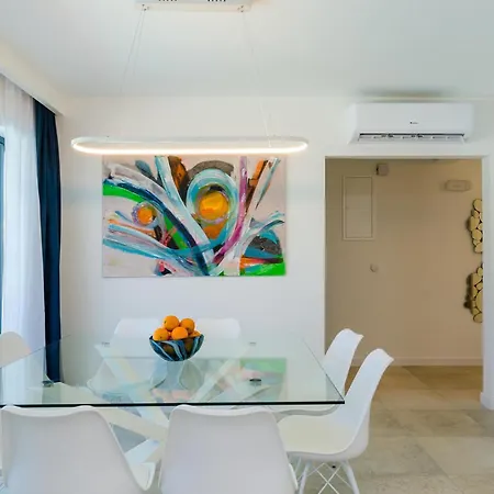 Four-bedroom In Mali Zaton (Dubrovnik-Neretva)