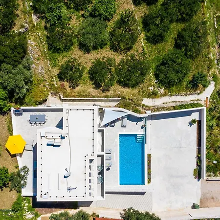 Holiday home Four-bedroom In Mali *