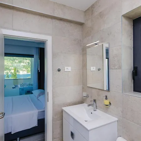 Four-bedroom In Mali *