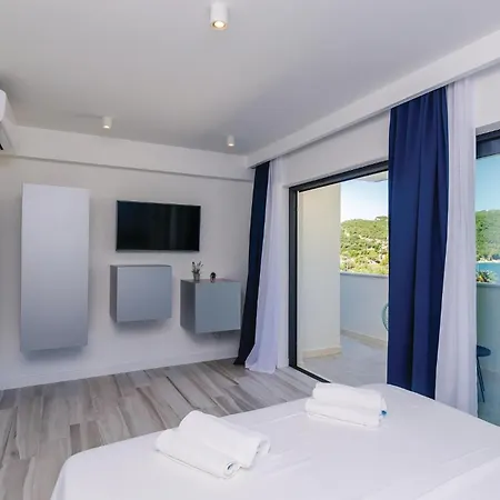 Four-bedroom In Mali *