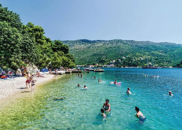 Four-bedroom In Mali Holiday home Zaton (Dubrovnik-Neretva)