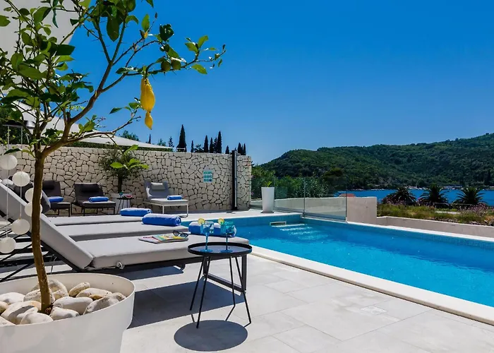 Four-bedroom In Mali Holiday home *