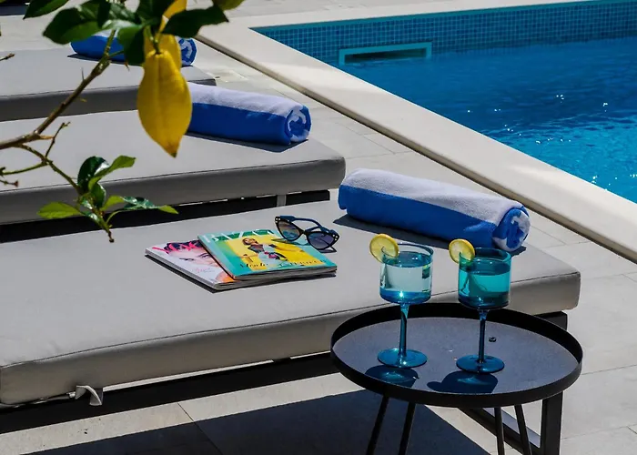 Four-bedroom In Mali *