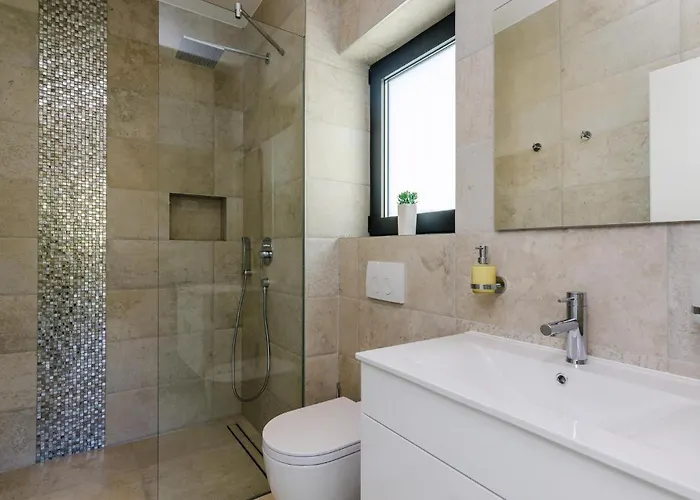 Four-bedroom In Mali * Zaton (Dubrovnik-Neretva)