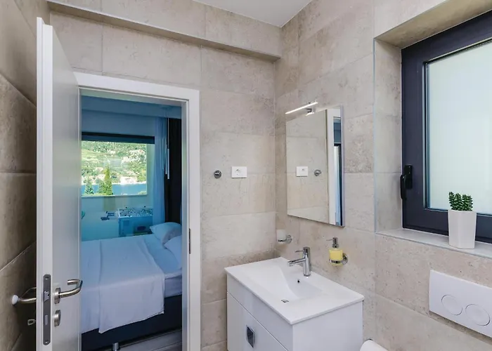 Four-bedroom In Mali *