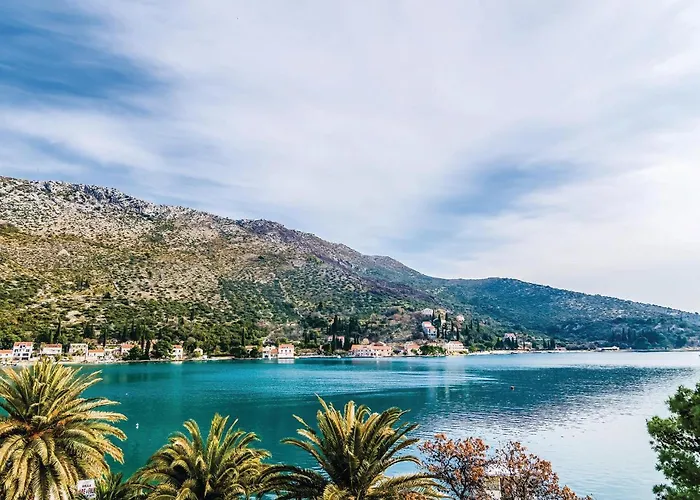 Four-bedroom In Mali Holiday home Zaton (Dubrovnik-Neretva)