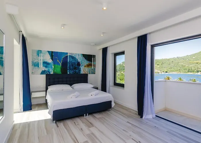 Four-bedroom In Mali Holiday home Zaton (Dubrovnik-Neretva)